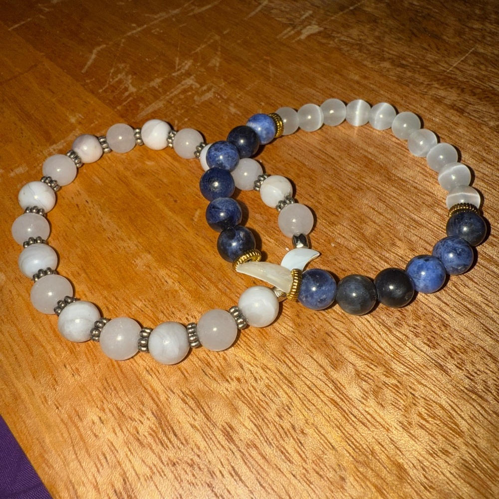 Elegant Beaded Moon Bracelet Set - Blue and White
